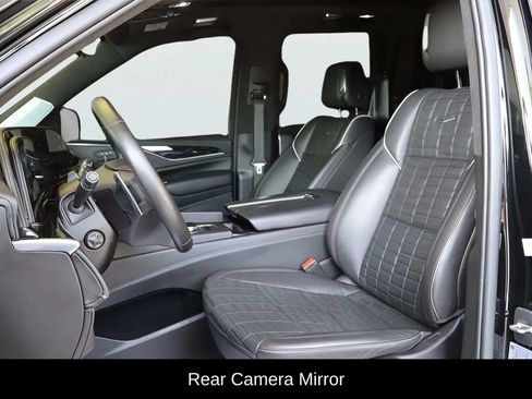 Used 2023 Cadillac Escalade ESV V AWD/4WD image 24
