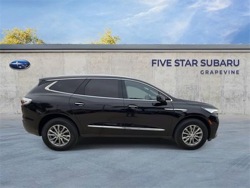 Used 2024 Buick Enclave Premium image 9