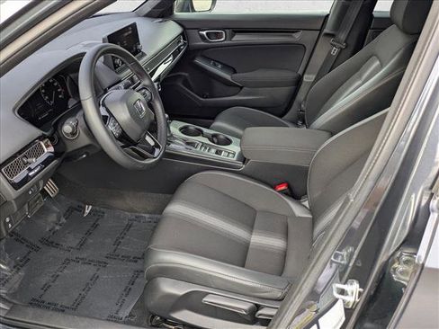 Used 2023 Honda Civic Sport image 16