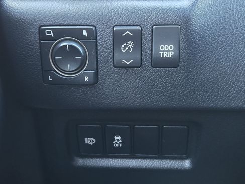 Used 2018 Lexus GX 460 Premium image 26