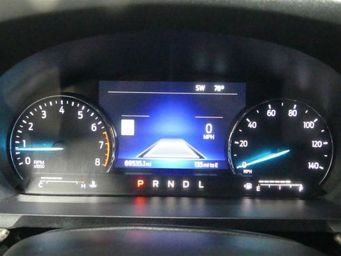 Used 2023 Ford Explorer Limited image 33