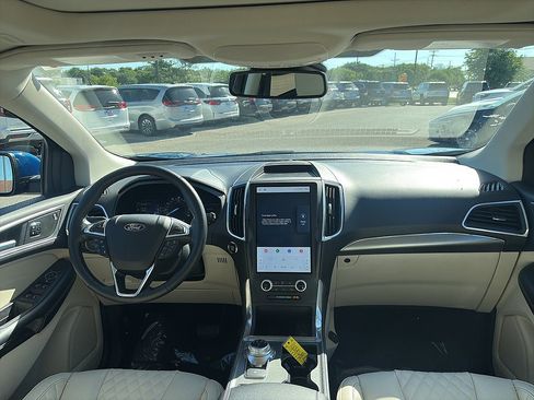 Used 2023 Ford Edge Titanium w/ Equipment Group 301A AWD/4WD image 14