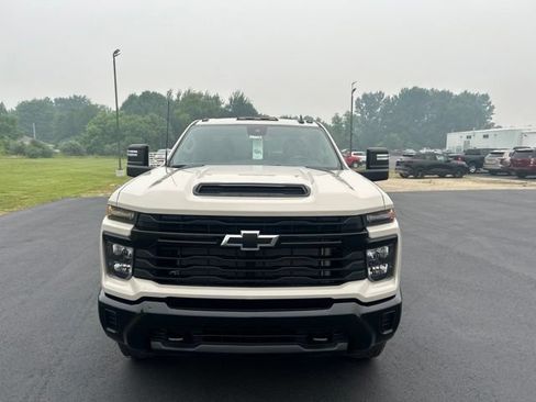 New 2026 Chevrolet Silverado 2500 Custom w/ Custom Convenience Package AWD/4WD image 4