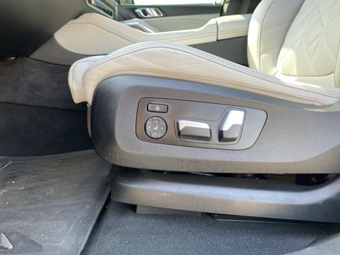 Used 2024 BMW X6 xDrive40i w/ M Sport Professional Package image 24