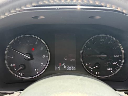 Used 2025 Subaru Outback Premium AWD/4WD image 16