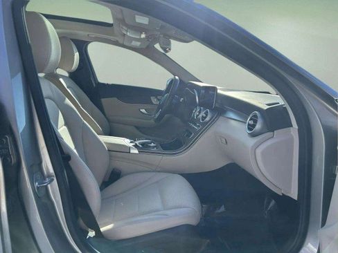 Used 2019 Mercedes-Benz C 300 C 300 image 28
