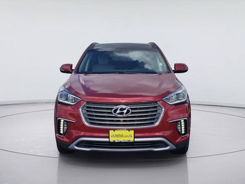 Used 2018 Hyundai Santa Fe FWD image 2