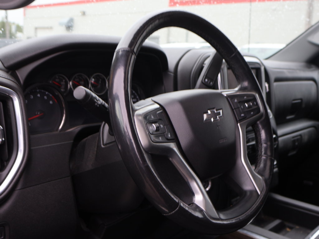 Used 2019 Chevrolet Silverado 1500 RST w/ True North Edition AWD/4WD image 17