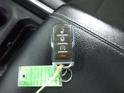 Used 2020 RAM 1500 Big Horn image 32