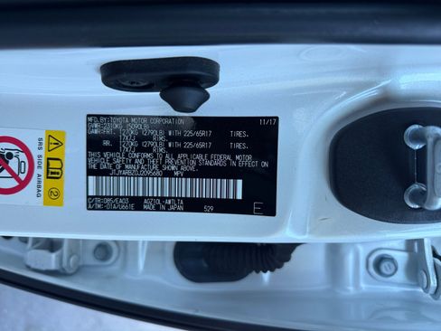 Used 2018 Lexus NX 300 FWD image 24