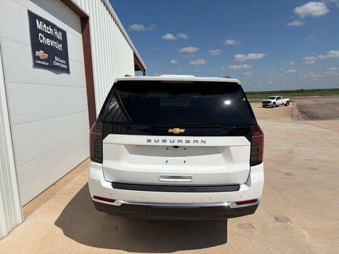 New 2026 Chevrolet Suburban LS RWD image 4
