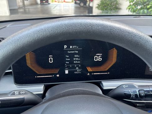 Used 2025 Kia K5 LXS FWD image 40