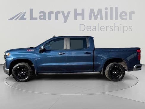 Used 2019 Chevrolet Silverado 1500 LT w/ All-Star Edition AWD/4WD image 2