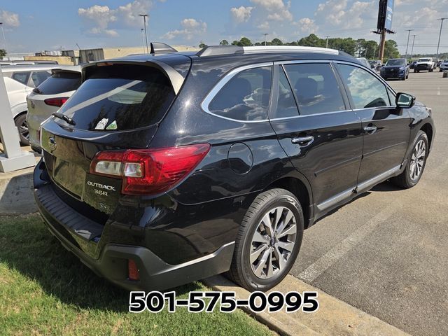 Used 2019 Subaru Outback 3.6R Touring AWD/4WD image 5