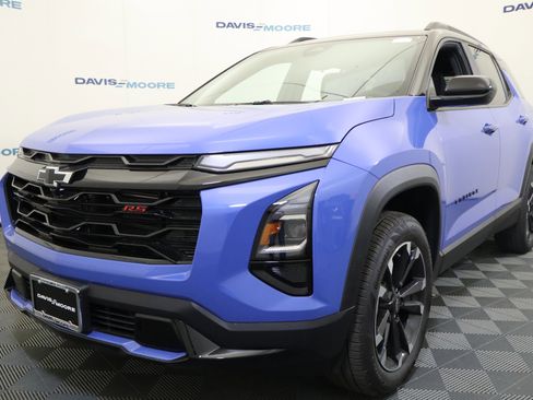 New 2026 Chevrolet Equinox RS w/ LPO, Floor Liner Package image 11