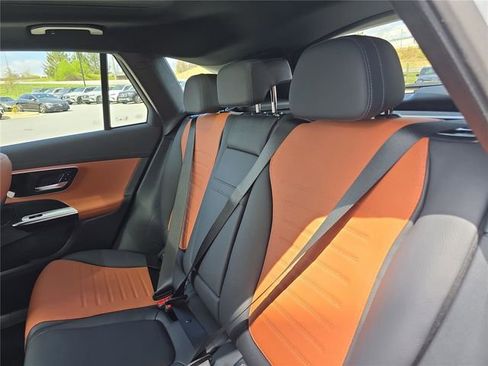 New 2026 Mercedes-Benz GLC 300 4MATIC image 15
