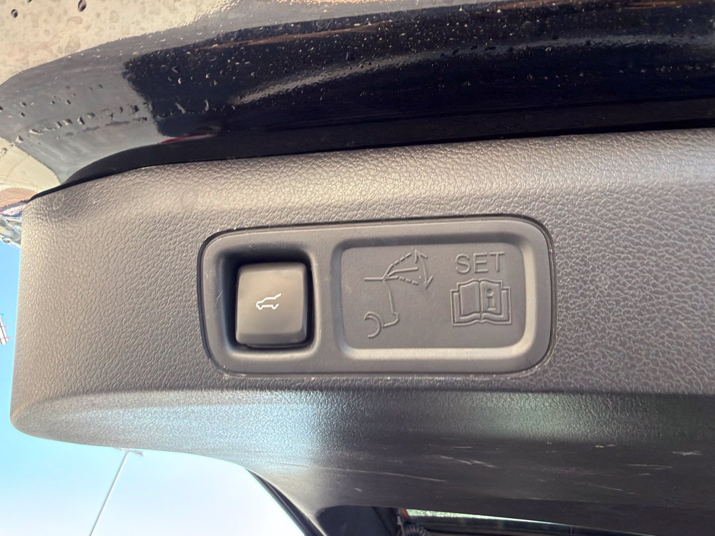 Used 2024 Ford Expedition Limited AWD/4WD image 21