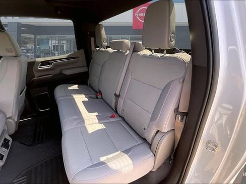 Used 2024 GMC Sierra 1500 SLE RWD image 21