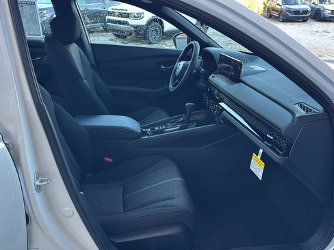 New 2025 Honda Accord Sport image 10