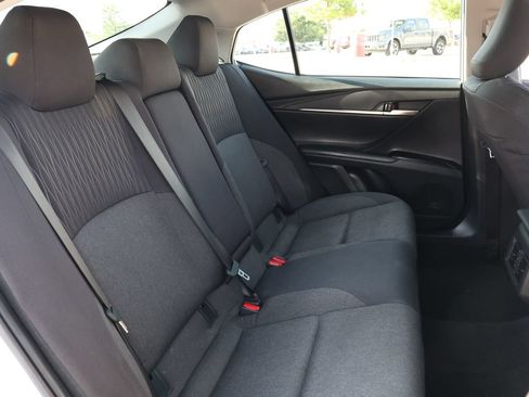 Used 2025 Toyota Camry LE FWD image 31