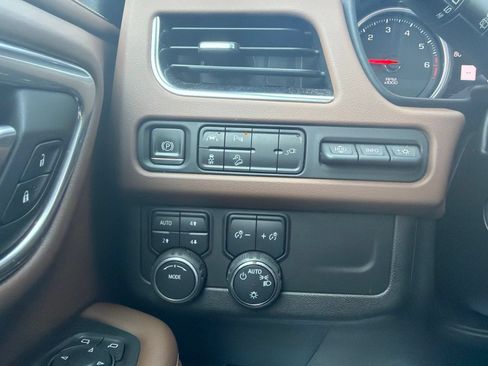 Used 2021 Chevrolet Tahoe High Country AWD/4WD image 18