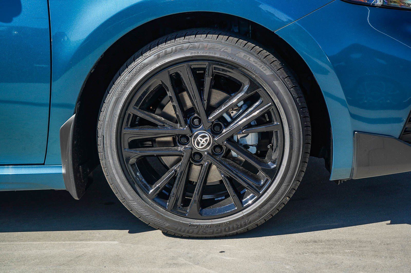 New 2026 Toyota Camry SE FWD image 10