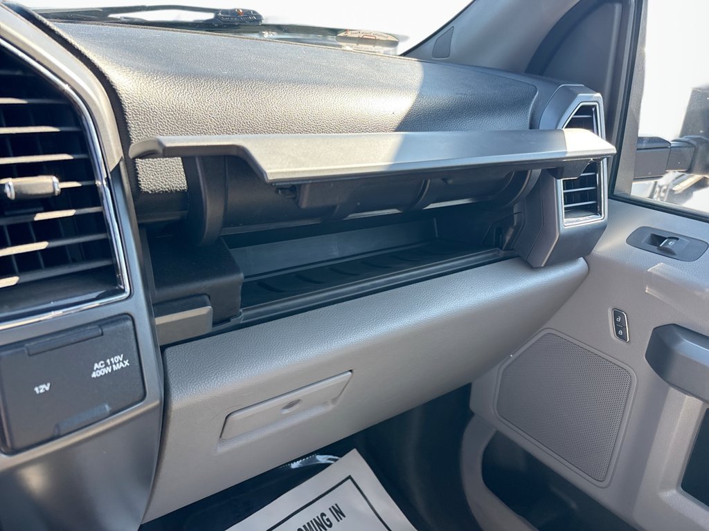 Used 2019 Ford F250 XLT w/ XLT Premium Package AWD/4WD image 37