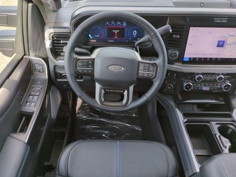 New 2026 Ford F250 Platinum w/ FX4 Off-Road Package AWD/4WD image 16