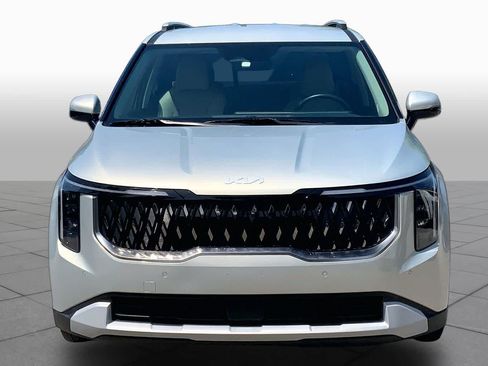 Certified 2025 Kia Carnival EX FWD image 4