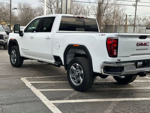 New 2026 GMC Sierra 2500 SLE w/ SLE Value Package; image 8