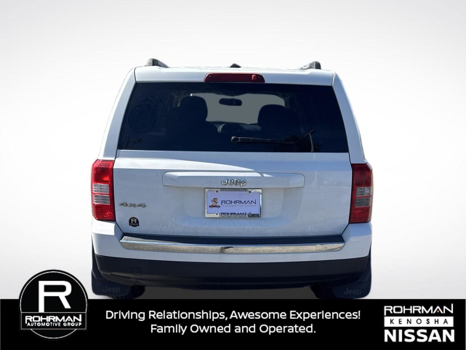 Used 2012 Jeep Patriot Latitude w/ Sun/Sound Group AWD/4WD image 7