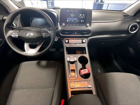 Used 2023 Hyundai Kona SE w/ Cargo Package FWD image 21