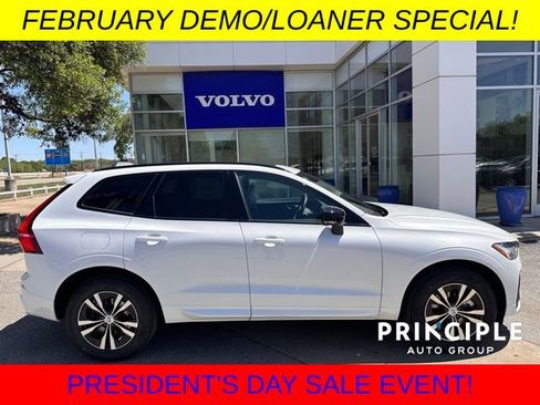 New 2025 Volvo XC60 T8 Core image 10