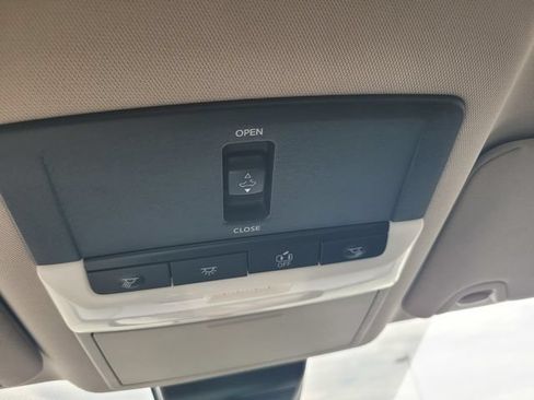 Certified 2019 Nissan Altima 2.5 SV FWD image 23