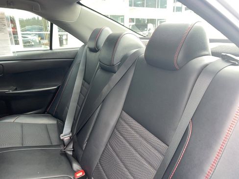 Used 2017 Toyota Camry SE image 22