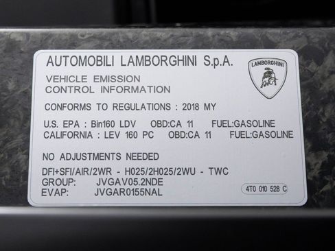 Used 2018 Lamborghini Huracan Performante image 75