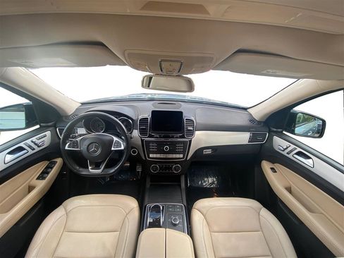 Used 2018 Mercedes-Benz GLE 43 AMG 4MATIC w/ Premium 3 Package image 36