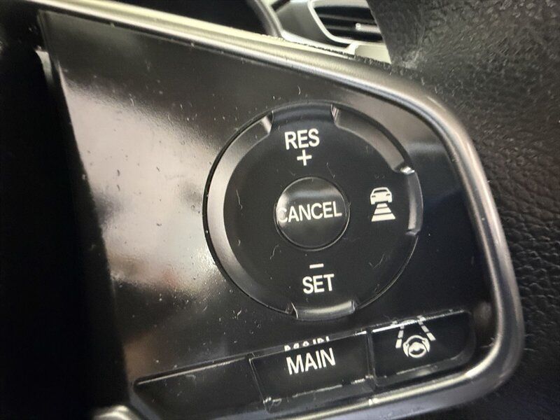 Used 2017 Honda CR-V EX image 22