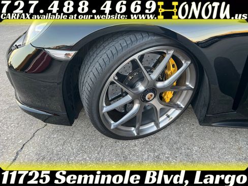 Used 2015 Porsche 911 Turbo S AWD/4WD image 18