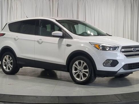 Used 2019 Ford Escape SE AWD/4WD image 3