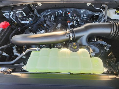 New 2026 Ford Expedition Active RWD image 27
