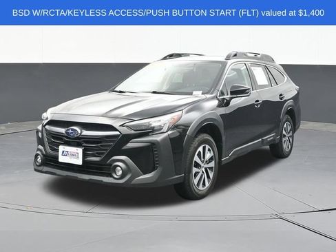 Used 2023 Subaru Outback Premium AWD/4WD image 3