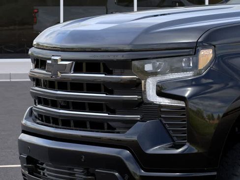 New 2026 Chevrolet Silverado 1500 High Country w/ Midnight Edition AWD/4WD image 13