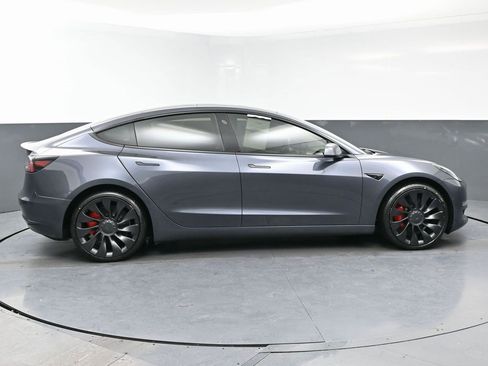 Used 2022 Tesla Model 3 Performance image 7
