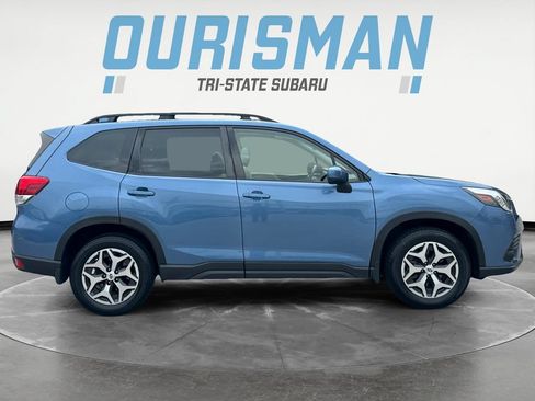Used 2023 Subaru Forester Premium AWD/4WD image 7