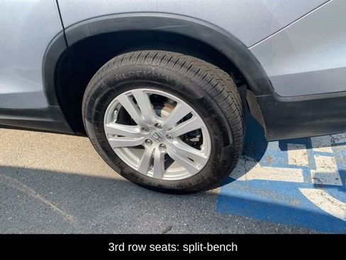 Used 2017 Honda Pilot LX image 10