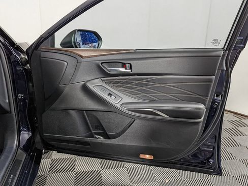 Used 2021 Toyota Avalon Limited w/ Advanced Safety Package image 30