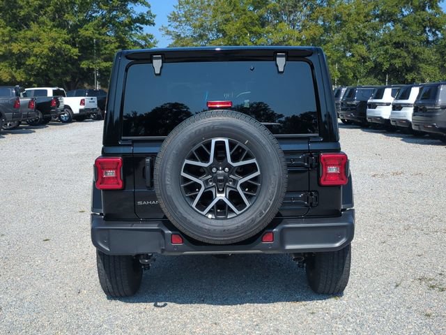 New 2027 Jeep Wrangler Unlimited Sahara AWD/4WD image 4