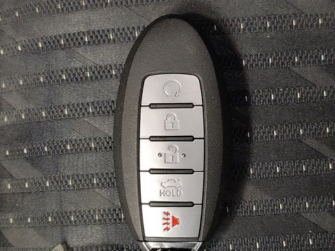 Used 2016 Nissan Altima 2.5 SV image 32