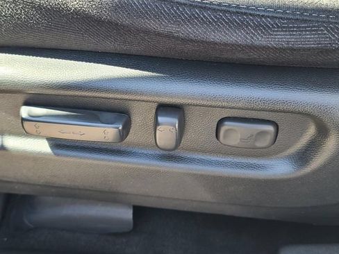 Used 2022 Honda Pilot Sport image 12